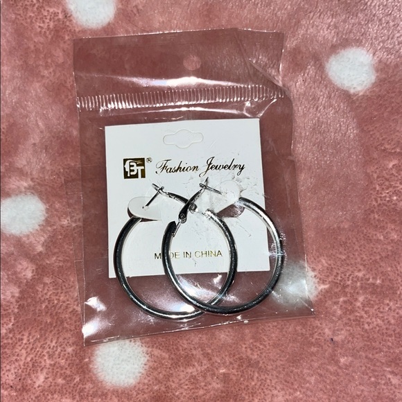 Jewelry - Classic Silver Hoop Earrings NWT